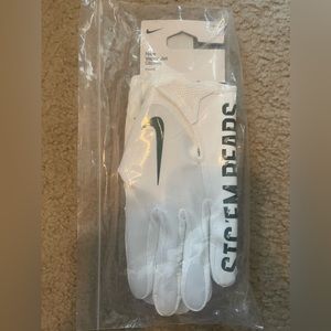 XXL Baylor football gloves. ‘Sic’em bears’